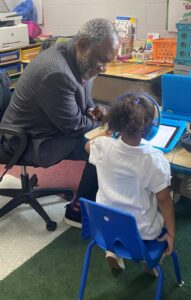 Ralph Smith (CGLR) observes pre-k literacy station